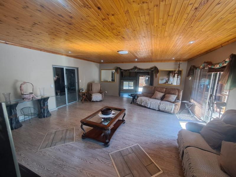 3 Bedroom Property for Sale in Vaalpark Free State